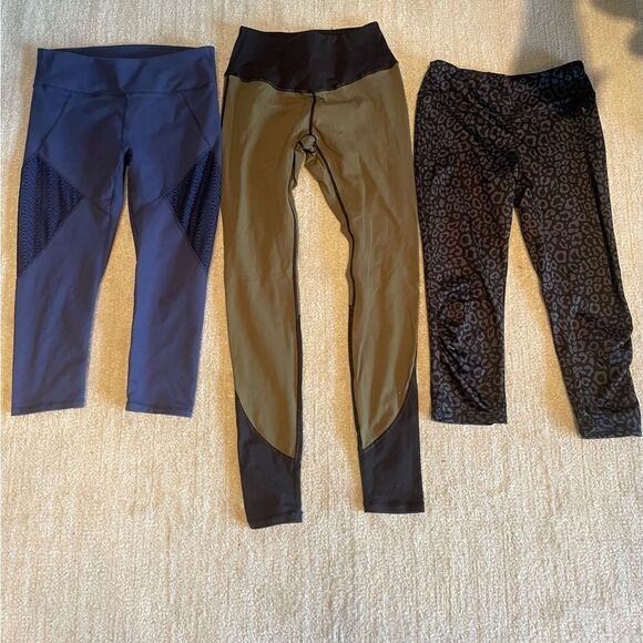 Athletic wear bundle - Picture 2 of 8